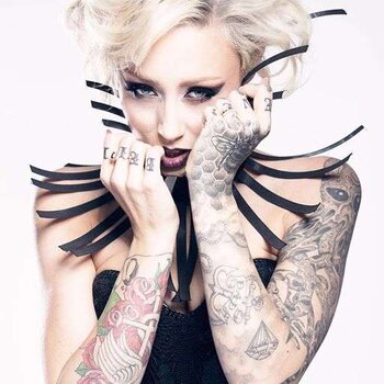 Tattoo model Shonda Mackey-Cavalera